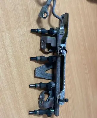 Nissan Note (E11) Fuel injector FBY1160 6005Z03