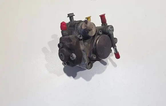 Lexus IS 220D-250-350 Fuel injection high pressure pump 221000R030