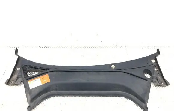 Tesla Model S Wiper trim 100897600F