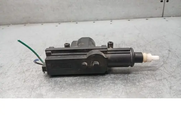 Audi A6 S6 C5 4B Holder (bracket) 