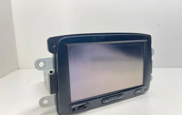 Dacia Sandero Radio/CD/DVD/GPS head unit 281152646R LAN5200WR4 276660