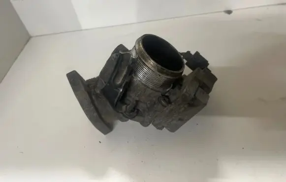 Audi A4 S4 B7 8E 8H Throttle valve A2C53081714 0515211 8E0145957T