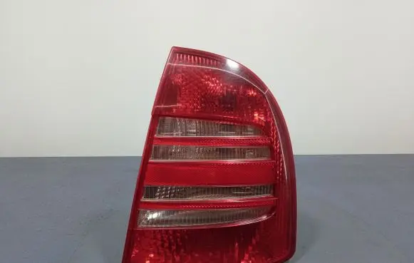 Skoda Superb B5 (3U) Rear/tail lights 3U5945096