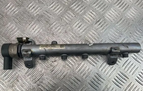 Fuel main line pipe