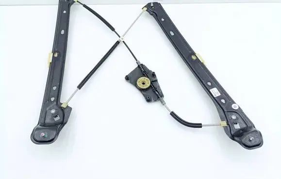 Volkswagen Atlas Front door windshield rail 3CN837461A