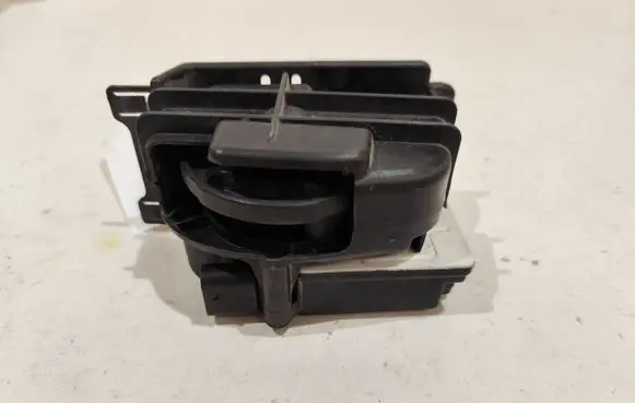 BMW X1 F48 F49 A/C air flow flap actuator/motor 