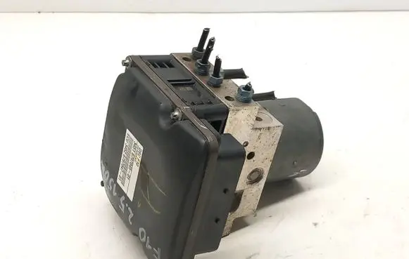 BMW 5 F10 F11 ABS Pump 6797045 6797047