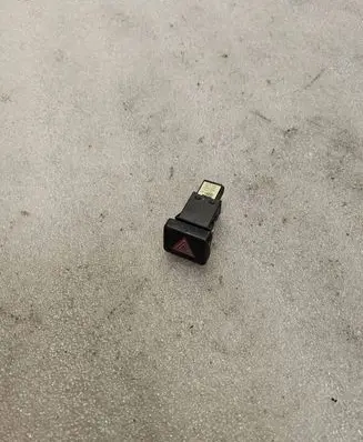 Audi A4 S4 B6 8E 8H Hazard light switch 8H0941509