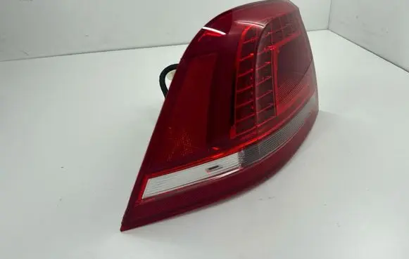 Volkswagen Touareg II Rear/tail lights 7P6945207 7P6945207A