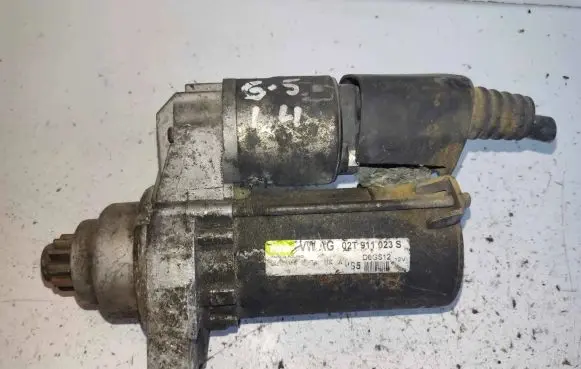 Volkswagen Golf V Starter motor 10062