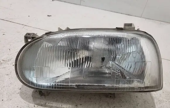 Volkswagen Golf III Headlight/headlamp 084411110L