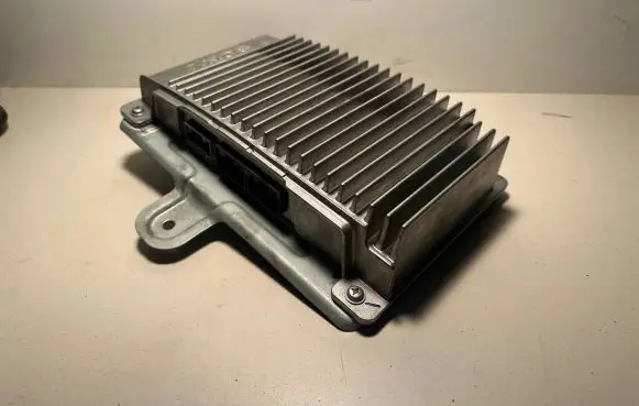 Ford Focus Sound amplifier BT4T18B849DE DAJ0046881 MBT4TB849DB