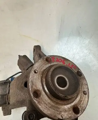Peugeot 206 Front wheel hub spindle knuckle 6543557463