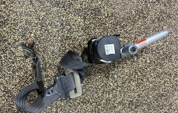 Volvo S60 Front seatbelt 600376700