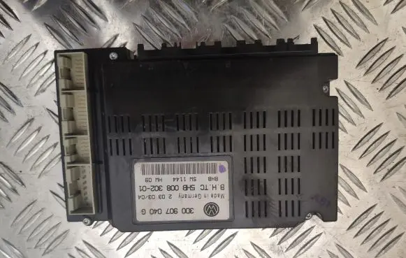 Volkswagen Phaeton Central body control module 3D0907040G