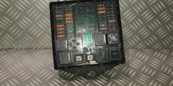 Jaguar XJ X351 Fuse box set AW93-14A073-AD