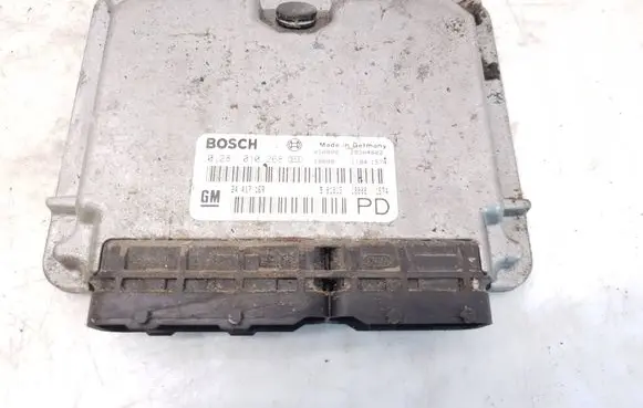 Opel Zafira A Engine control unit/module 0281010268 24417169 28SA4802
