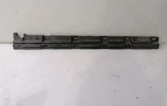 Sill/side skirt trim