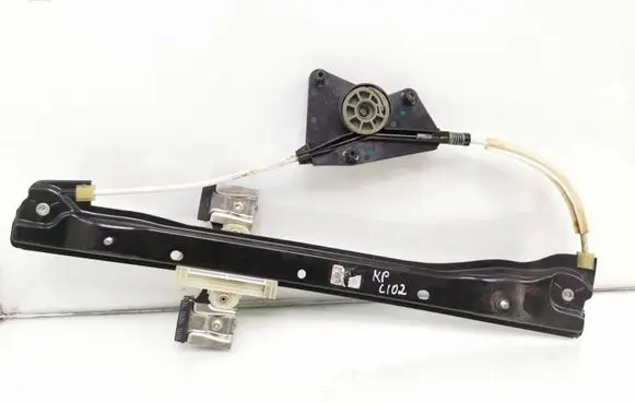 Front window lifting mechanism without motor