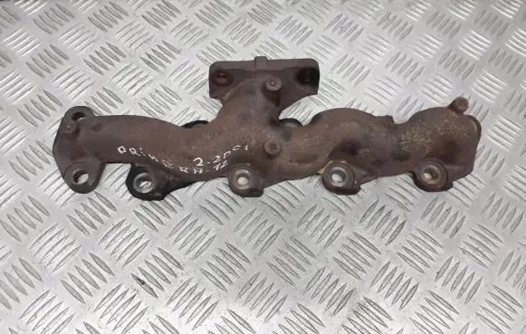 Nissan Primera Exhaust manifold