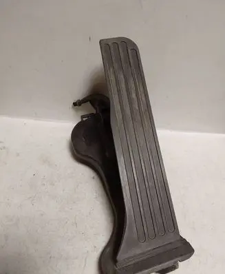 Volkswagen Golf V Accelerator throttle pedal 1K1721503L 6PV00860000