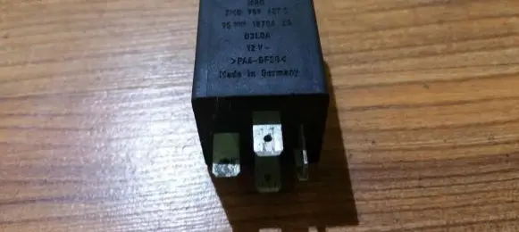Ford Galaxy Other relay 95vw18704bb 7m0959627c