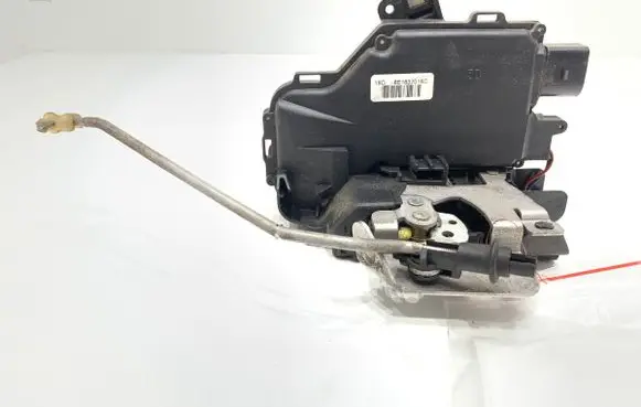 Audi A4 S4 B6 8E 8H Front door lock 8E1837016C