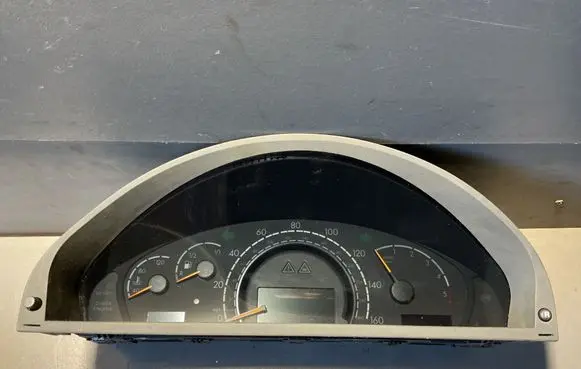 Mercedes-Benz S W220 Speedometer (instrument cluster) A2205401247