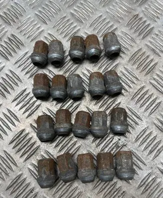 KIA Sorento Nuts/bolts 