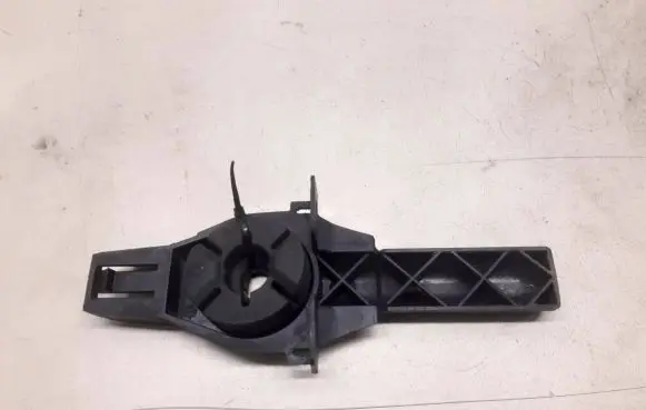 Audi A5 8T 8F Radiator mount bracket 8K0805201 2001815
