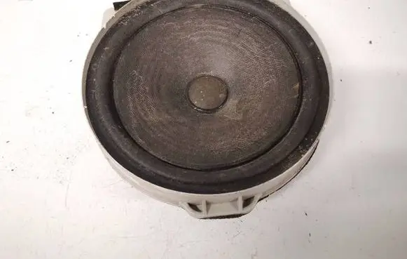 Honda CR-V Front door speaker EAS16P602F7