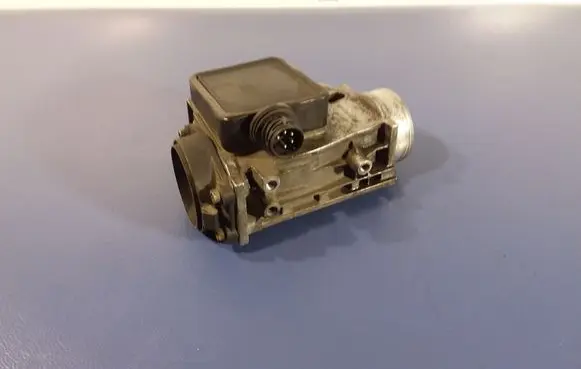 Lancia Kappa Mass air flow meter 0281002085
