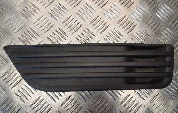 Ford Focus Front bumper lower grill 4M5119953BE