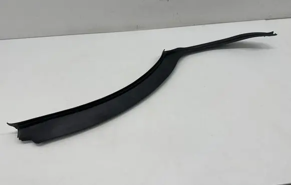 Mercedes-Benz EQA Rubber seal rear door A2477305903