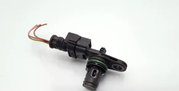 Mercedes-Benz A W176 Camshaft position sensor 237310776R