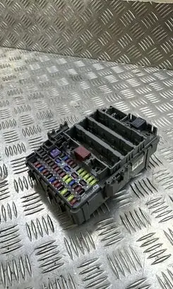 Honda CR-V Fuse box set T1EE220
