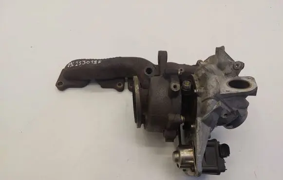 Volkswagen PASSAT B8 Turbo 05L253019F
