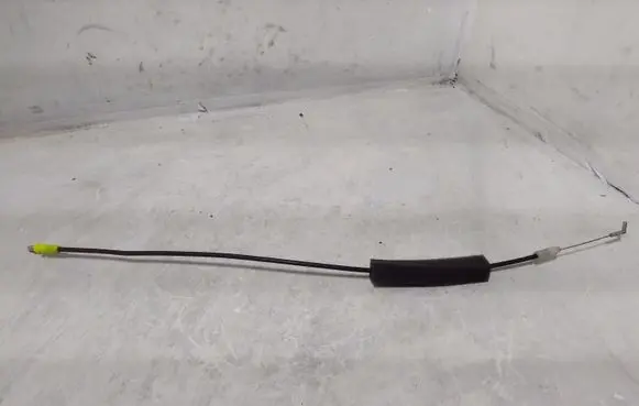 Honda CR-V Front door cable line 