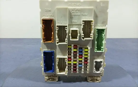 Ford Focus ST Fuse box set GV6T14A073BF
