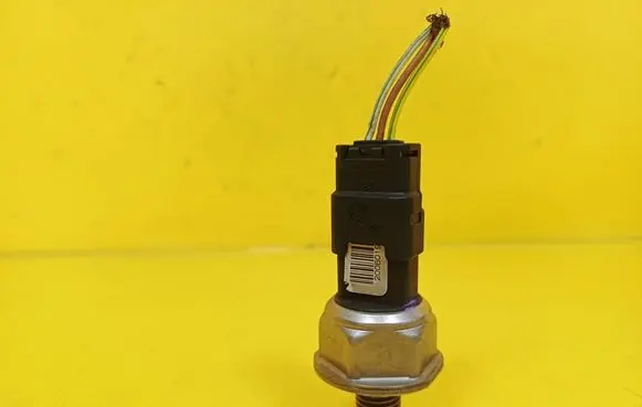 Renault Kangoo I Fuel pressure sensor 93077511A 55PP0302
