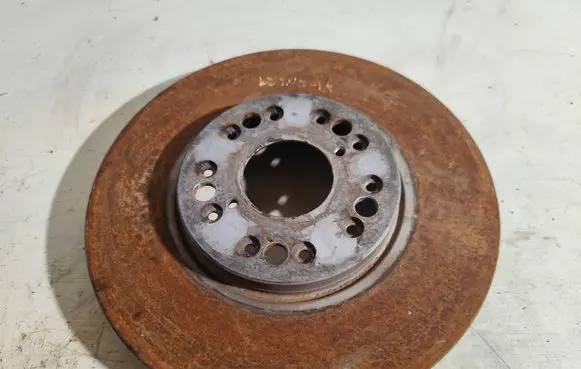 Lexus IS 200-300 Front brake disc
