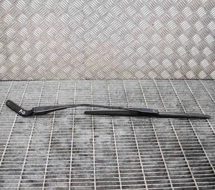 BMW 1 E81 E87 Windshield/front glass wiper blade 7169972