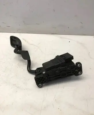 Audi A6 S6 C6 4F Accelerator throttle pedal 4F2721523 6PV00898402