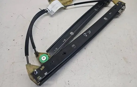 Audi Q7 4L Rear window lifting mechanism without motor 4L0839162A