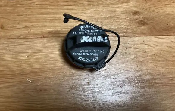 Hyundai Coupe Fuel tank filler cap 