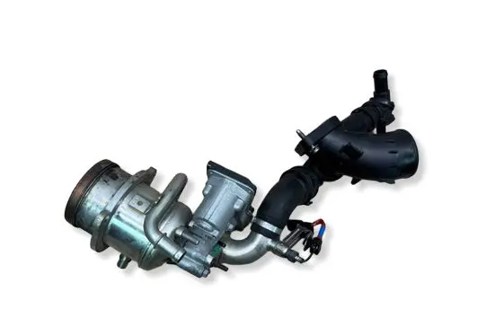 Renault Trafic III (X82) EGR valve cooler 147354591R 147100361R
