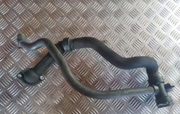 Audi A4 S4 B7 8E 8H Engine coolant pipe/hose 8E0121049T