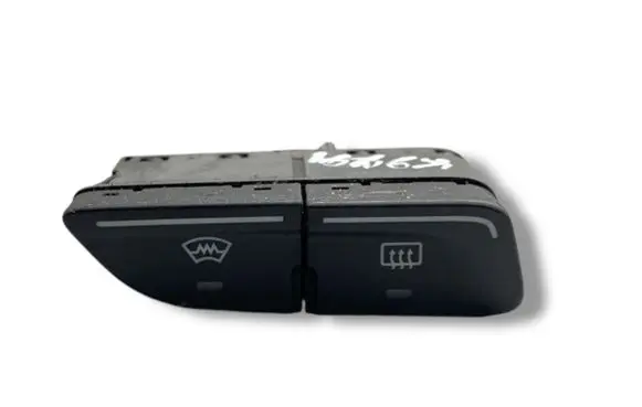 Ford Focus Windscreen/window heater switch am5t18k574ab 22092011
