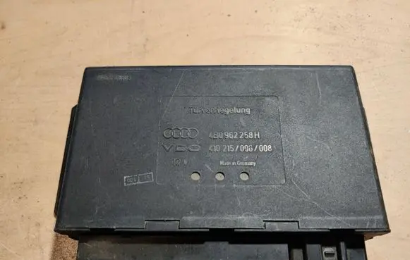 Audi A6 S6 C5 4B Comfort/convenience module 4B0962258H