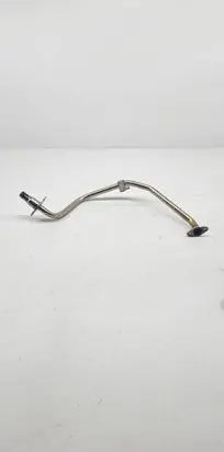 Volkswagen PASSAT B6 EGR valve line/pipe/hose 06F131521M